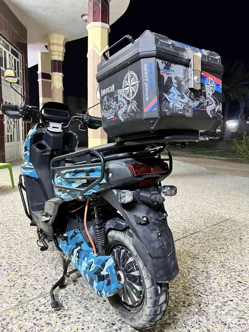 السلام عليكم للبيع دراجه شحن اباچي جديد اجدد من الصور مكان الخالديه الاتصال علئ الرقم ***********
