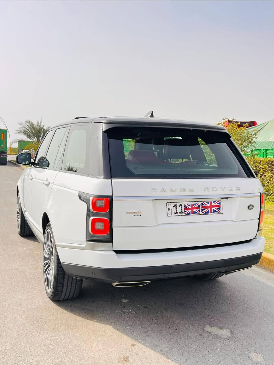 السلام عليكم شباب 
 للبيع رانج روفر 2021  فوك وكاله سردار كفاله عامه 
Range Rover
 اوتو باكرفي Autobiography VIP

V8 Supercharged
من القطع المتميزة بالعراق 

فوك اوتوبايغرافي🇬🇧🇬🇧
الموديل  2021
رقم بغداد بسمي شخصيآ 😍
تو كلر  لونين ابلاد 
داخل مميز  vip كشنات 
وكالة خليجي سردار تحت الضمان 
بصمة عدد 2  كتلوكات الشركه 
عداد المسافة ـ 55 الف كيلو 🤩
المحرك ـ 8  سلندر سوبر جارج
المواصفات🇬🇧🇬🇧
شاشات خلفية 
♦️ قمارة شامو كنتاره 
♦️ مسند خلفي كهرباء 
♦️ دوسات شفط 
♦️ ابواب شفط 
♦️كامرات 360°
♦️ رادار 
♦️ مساج
فول مواصفات 1/1
ميحتاج اكتب اكثر  
السعر / 610 وبيه مجال للطيبين 
للاستفسار /  ***********
