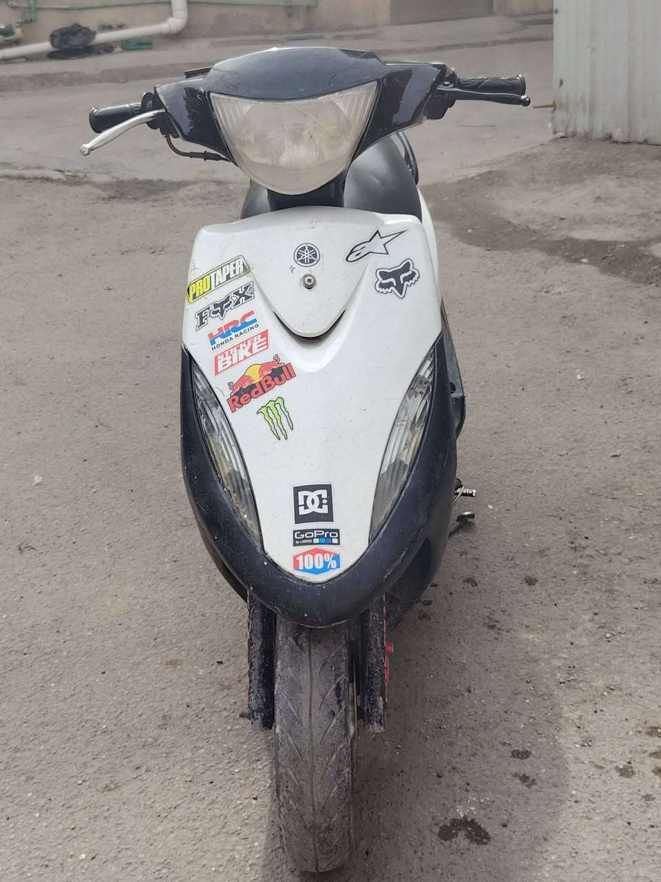 صالنصه رياضي FM
ويل امامي رياضي بـ اللون الابيض

دراجه نشطه ومعدل حلو

ابيع لك طافيه
أنطيك ويا باتري هديه جديد
قيم واخذ بركبته الي يكسر ب سعر

***********
