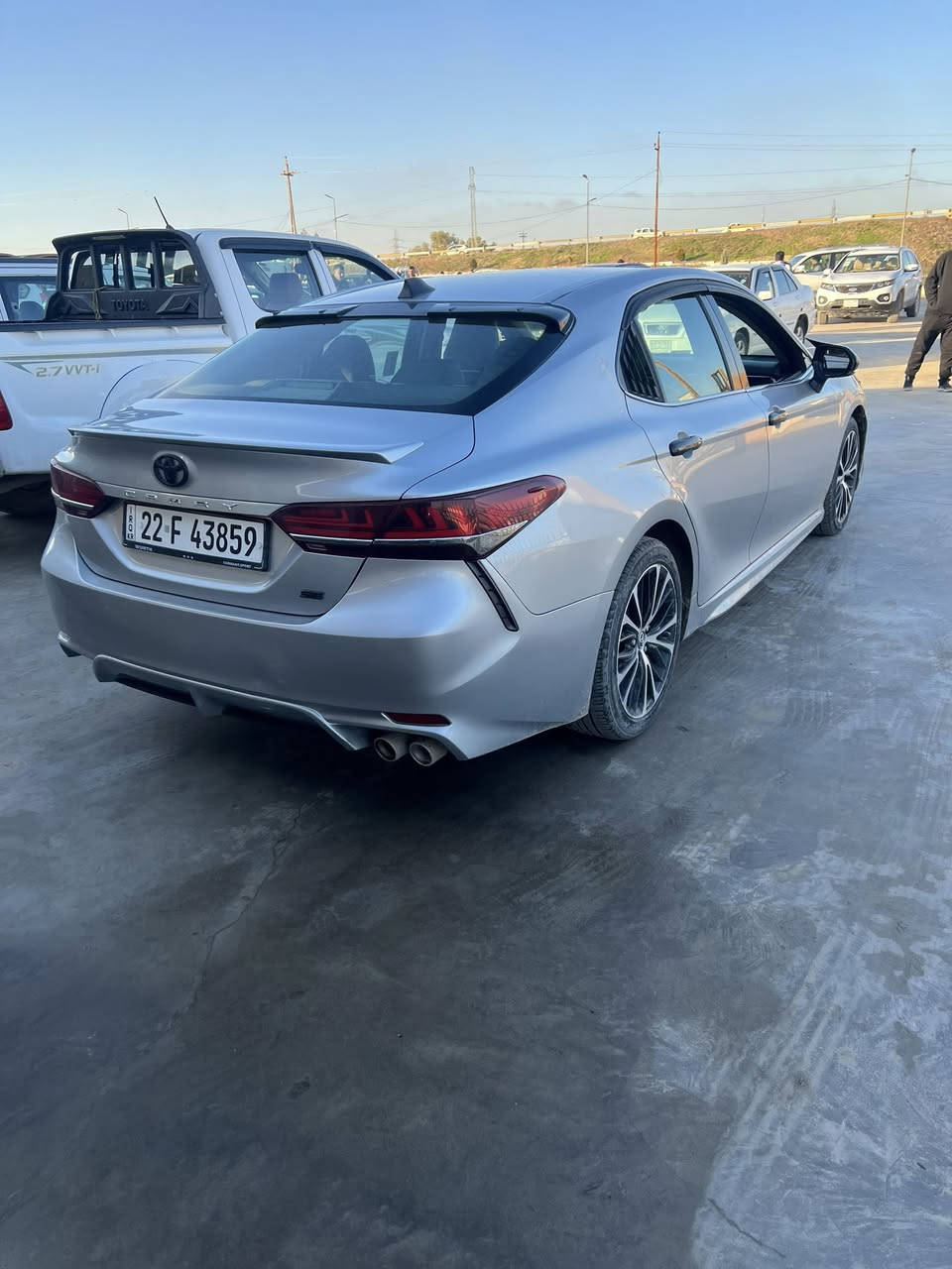 السلام عليكم 
كامري للبيع موديلSE18
ضرر جاملغ وباب السايق بلا دواخل 
ماشي85m
رقم اربيل 
السعر 183وبي مجال

***********
