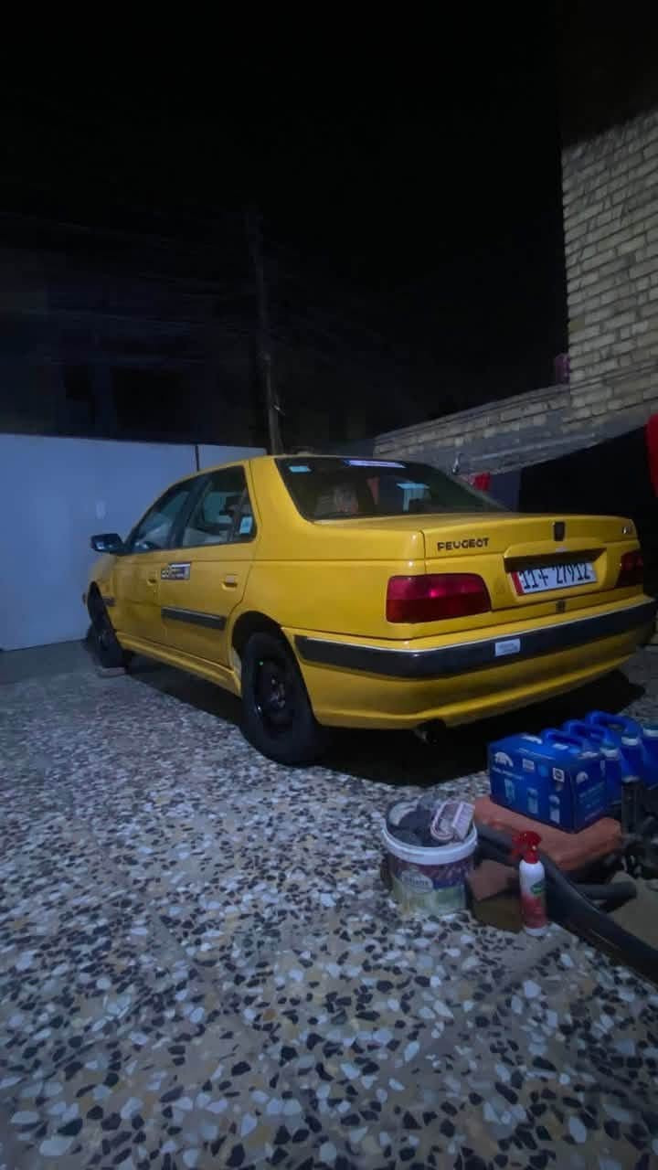 سلام عليكم يساره بيجو  كفاله عامه فقط مبدل مكينه جديد 45 وبيه مجال ***********
