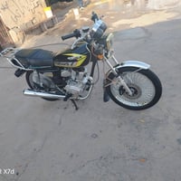 دراجه للبيع سعرها خاص 07842088219