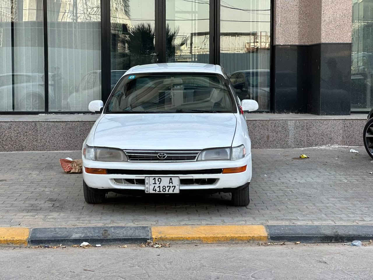 السلام عليكم سياره كورولا موديل 93   بلادي( يسرى بلادي) سياره  بسمي تحويل وين مايعجبك سعر 53وبيه مجال بصيط   سياره مصبوغه جماليه فقط مكفوله من ظربه داخله  جديد حداد جديده مكينه وكير مكفولت مكاني كربلاء ***********
