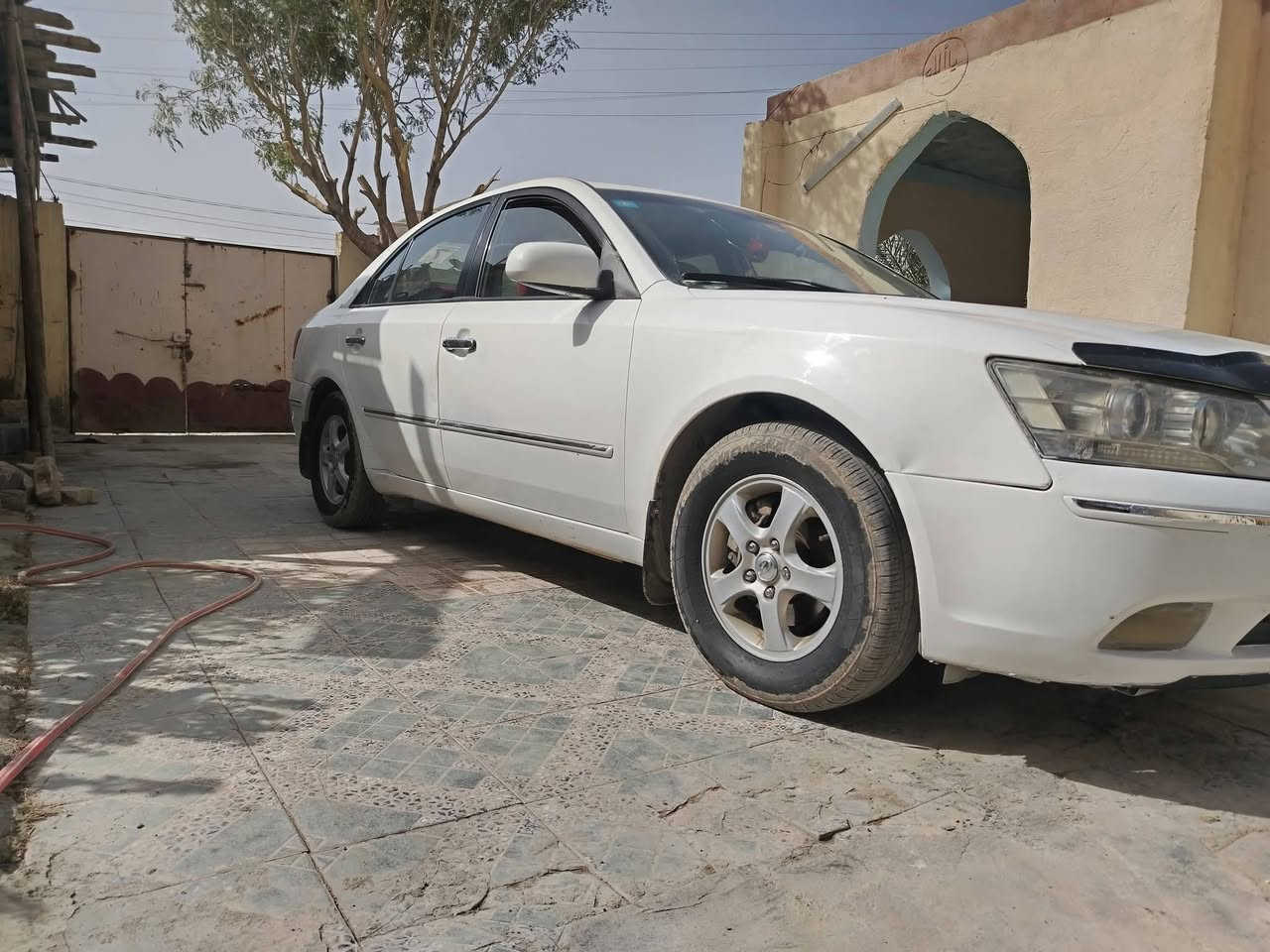 سوناته موديل عشره جاهزه تخم تايرات نظيف تبريد  رقم  دولي. بسمي  سنويه لحد سنه ٣٠  سياره جاهزه من كلشي.  رقم  ذي قار ***********
