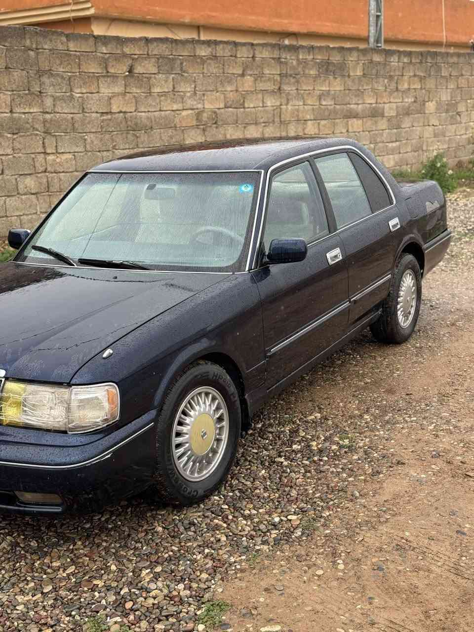 كراون أرنب موديل 1993محرك كير شرط للبيع
*********** كورك ***********
