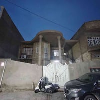 بيت مساحة ٢٥٠ داموك الظباط طابقين بناء قريب على سوك العصري 07723916389