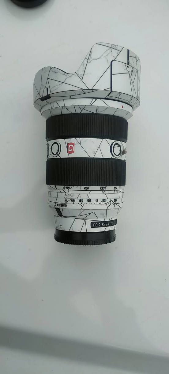 السلام عليكم
عدسة 24 - 70 جي ماستر اصدار 2 فتحة 2.8 . النظافة 100% .. مغلفة على ايدي مع الهود ، بدون كارتون .
السعر مليونين ومية الف ( 2.100 )


**إذا كنت صاحب هذا الإعلان وتريد حذفه لأي سبب، رجاءا أرسل رسالة إلى الدعم الفني**