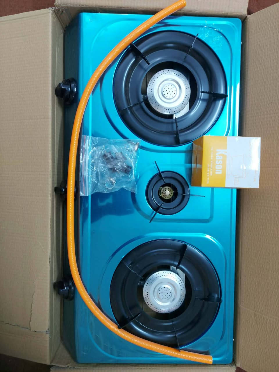 طباخ ماركة BOKO
ثلاث عيون 
مع منظم مع صوندة مع قفايص كامل وجديد وبهذا الجمال 
السعر 25 الف شامل اجور التوصيل 
مكاني بغداد مشتل حي المعلمين 
***********
