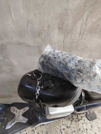 دراجه حجم 20 نظيفه جدا . 4 بطاريات على الفحص تأخذهن ضمان . تشغل بصمةَ....