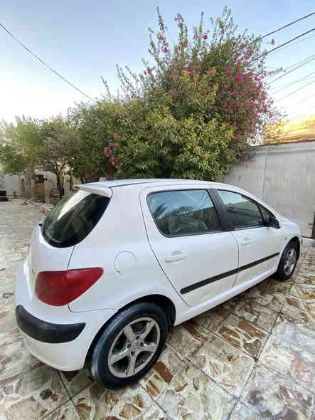 بيجو 307 موديل 2005 صبغ عام اثر جراد لا كلبه ولا ضربه قويه كير مكينه كفاله لاتنقيص ولا تبخير تبريد حلو سنويه 2029 بأسمي سنتر لوك دوشمه جديده 
السعر $ 42 وبيه مجال بسيط للطيبين 
للاستفسار ***********
