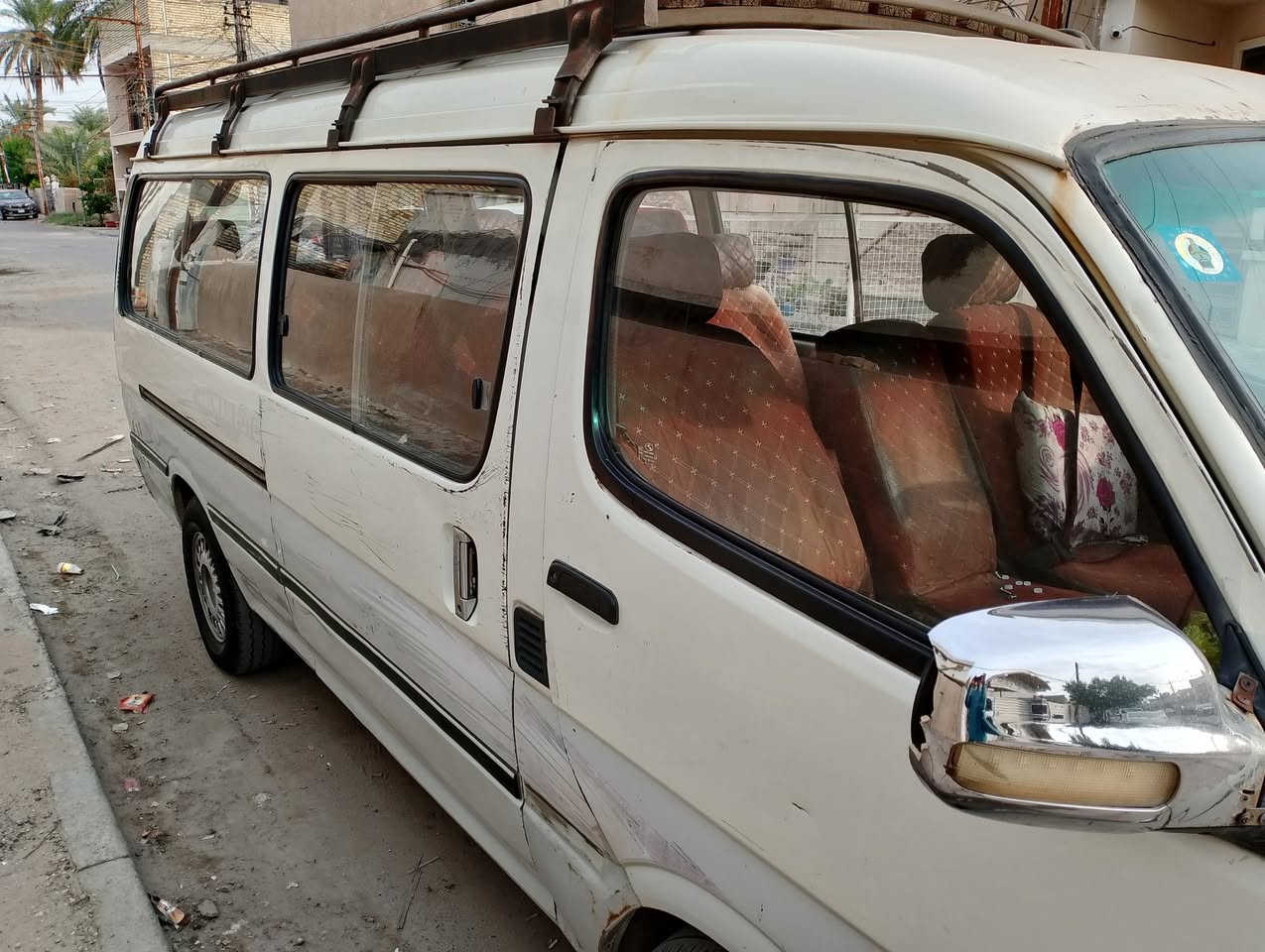 السلام عليكم فتون لبيع 2011باسمي حره السعر60وبيه مجال بسيط مكينة مجفته جديد رقم***********
