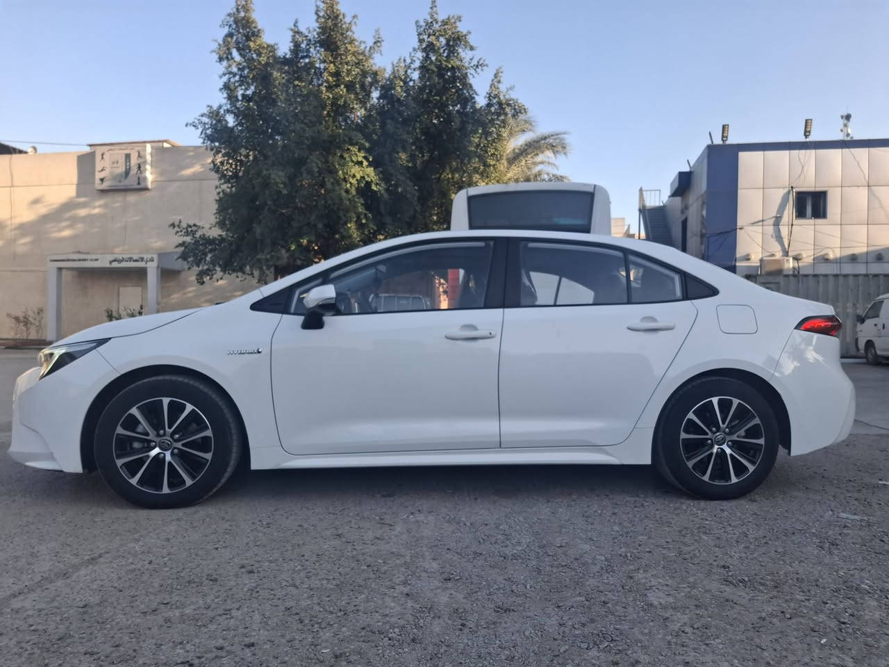 موديل 2024 ليفين
الموصفات
🔹دخول ذكي 
🔹اشاير بل مري 
🔹لايت زنون 
🔹رادار امامي 
🔹تحديد مسار 
🔹كرسي كهرباء
🔹عداد دجتل
🔹هندبريك بصمة 
🔹وضعيات قياده ٣
🔹ويل كب حجم 16 
🔹شاشه كبيره 
🔹كامره خلفيه 
🔹حساس تاير 
🔹سلايت روف 
🔹قطعتين تبريد 
🔹سبايدر خلفي  
🔹هايبرد 
🔹رقم  اربيل باسمي تحويل او وكاله تريد  الاتصال على ***********
