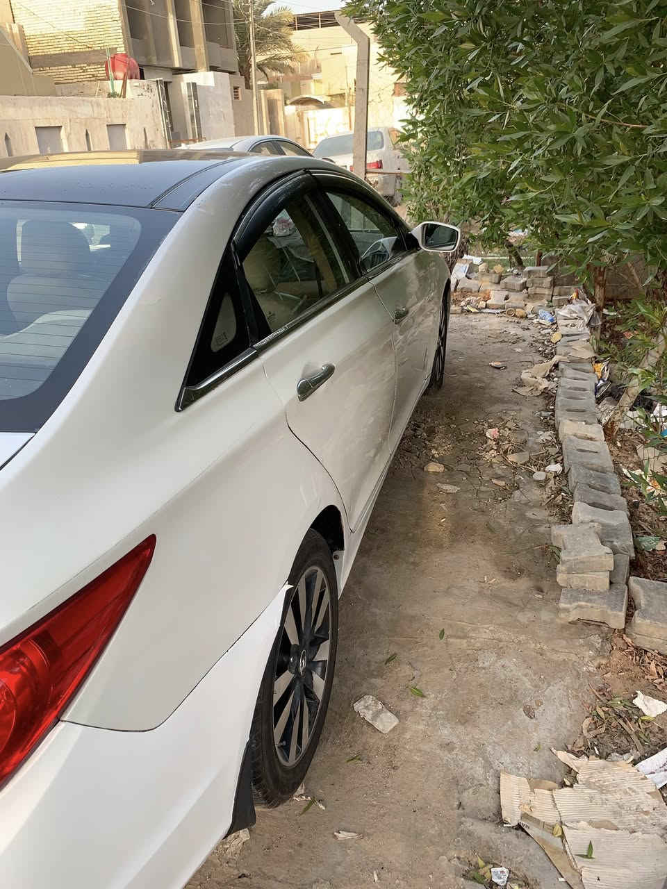 سوناتا 2011 خليجي  فول ما عدا البصمه 2400 دوش .. السياره حزام وحداديه 75‎%‎ ..  باسم كردي تريد وكاله تريد مداور  .. عليها غرامات 5 ورقات ينزل من سعرها ..  ماشيه 160 الف ... السعر 93 ورقه وبيها مجال شي بسيط .. مكاني نجف ***********
