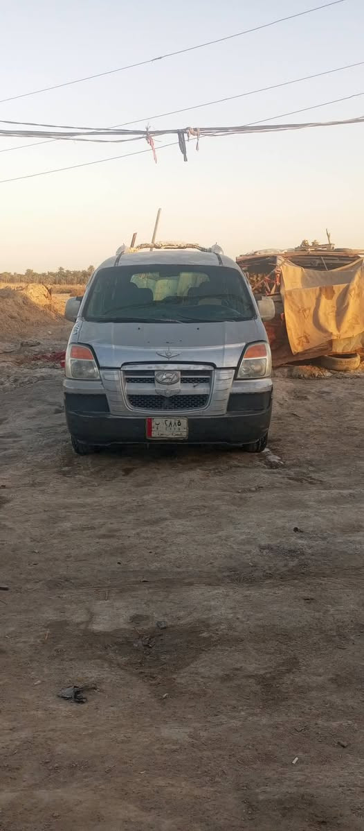 سلام عليكم  ستاركر 2007 محرك وكيروحداديه وكسن خير من الله السعر 35 تحويل ثاني يوم *********** غير متواجد على الفيس بس اتصال
