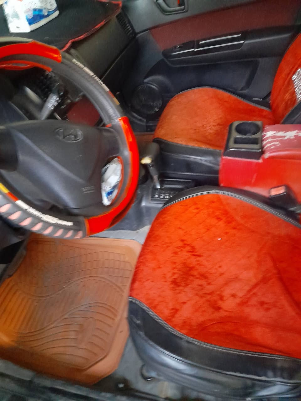 السلام عليكم هونداي جيتز رقم اربيل هزه وسنويه كله جديد السياره خير من ٢٠٠٩ السعر ٥٠ العنوان العامريه او نفق الشرطه ***********
