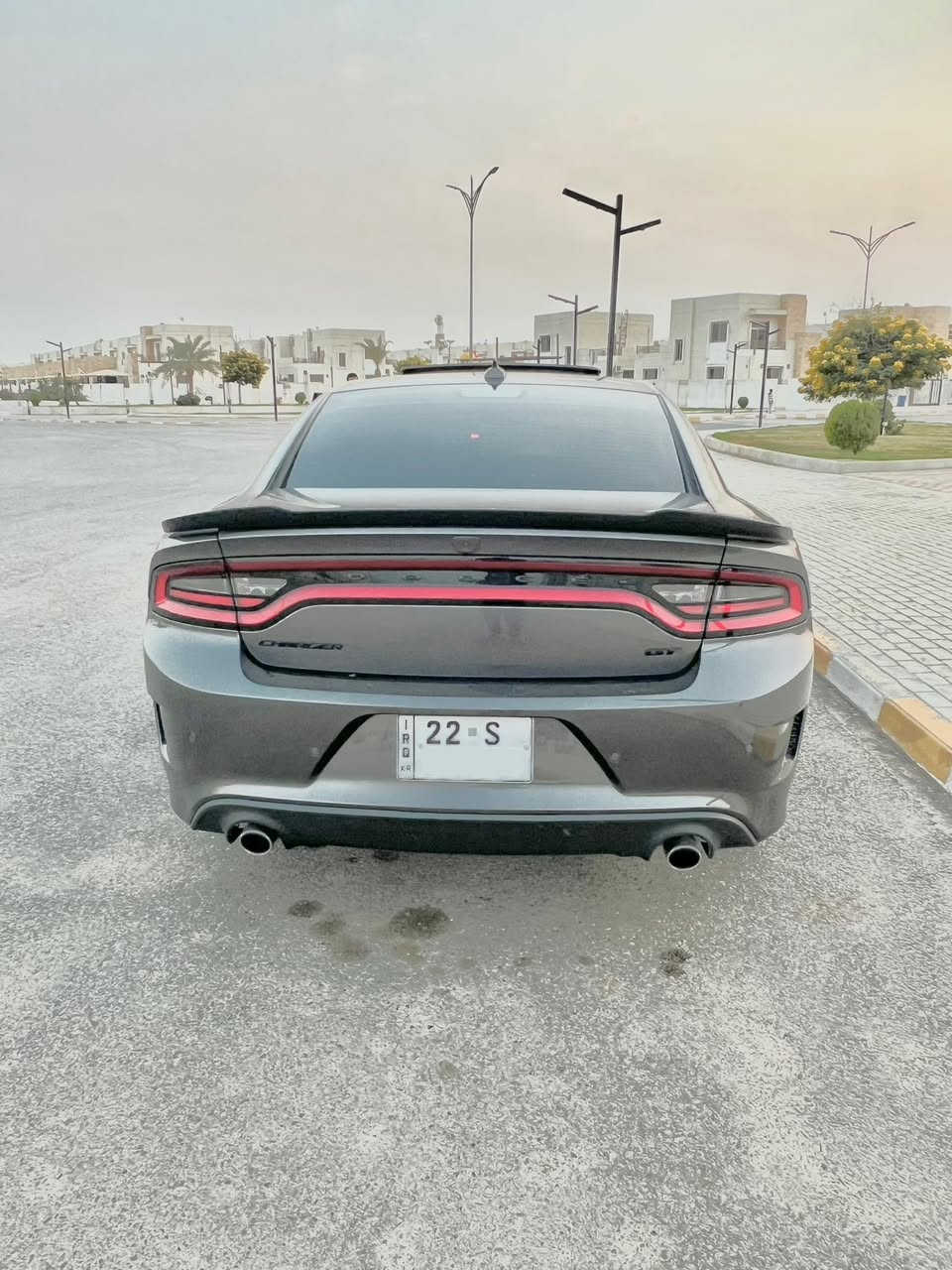 ✅جارجر 2023 GT بلاص
✅لون رمادي مميز  

✅السياره حادثهه باب وجاملغ مبدلات نفس اللون 
 
✅العداد : ٤٠ الف 

✅تشغيل عن بعد 

✅كشنات حضن قرميدي 

✅المحرك : V6.  3.6L 

✅المواصفات :

✅نسخة  GT - SUPER TRACK PAK
* ⁠
✅مصابيح أمامية زنون .
* ⁠ 
✅فتحه سلايد 

✅رادار امامي 
 
✅ دمام خلفي بالجنطه بلاد 

✅حساسات . 

✅شاشه كبيرة مع نظام ملاحة نفكيشن GPS 

✅الشاشة مع اوپشنات SRT . 

✅سستم صوت الپاين مع 10 سماعات 

✅ويل قياس 20 انج . 

✅تشغيل عن بعد . 

✅محدد سرعة . 

✅تلفون بلوتوث . 

✅كاميرا خلفية 

✅مرايا متحسسة للاضاءة العالية .

✅لايت امامي اوتو عالي . 

✅دخول ذكي (بصمة

✅مكان سيارة ⁠تكريت  

✅للأستفسار : 

***********✅
