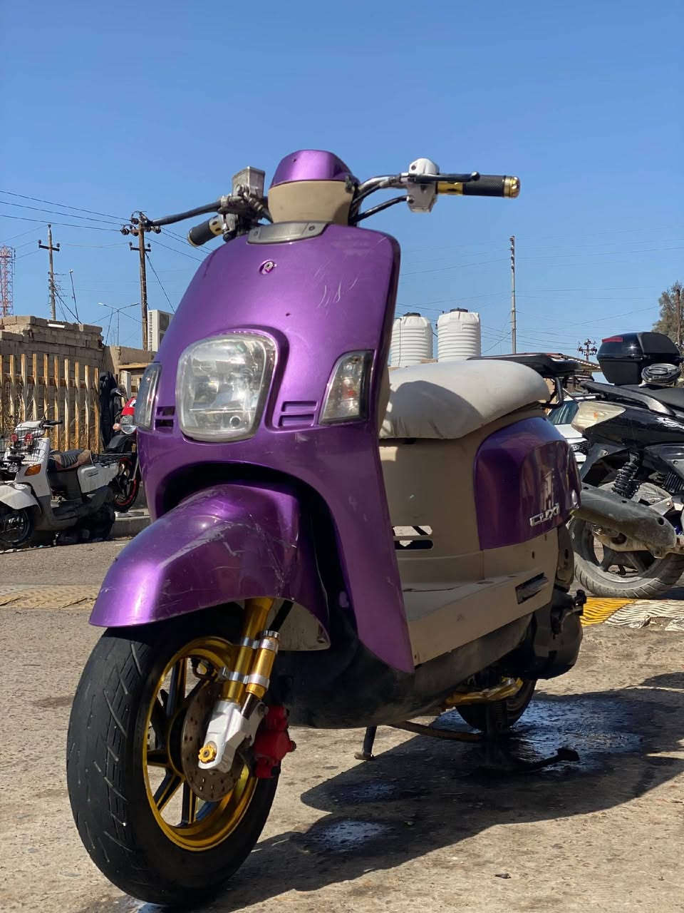 دراجة بوليس للبيع كفالة عامة من المكينة كفرات بلادي و مشدود عليه غراض رياضية وسعر 650 وبيهة مجال
ارقام ***********/***********
