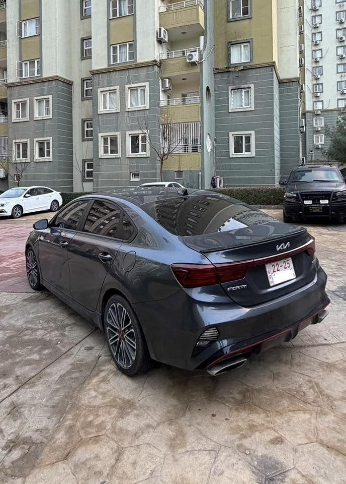 كيا فورتي جيتي ٢٠٢٤ ( بدون صبغ ❗️)
رقم شمالي 
فول فول مواصفات
كشن تبريد و تدفئه
بصمة و تشغيل عن بعد 
أناره داخليه بل ابواب معا علامة GT 
تبريد قطعتين
سلايد
رادار
تحديد مسار
نقط عمياء 
كاميره و حساسات
٣ انظمة قيادة ( نورمال - سبورت - سمارت )
شحن لاسلكي 
اوتو هولد
بريك بصمه
ضرر بسيط تبديل بوند شركه بدون ايرباك بدون دواخل


**إذا كنت صاحب هذا الإعلان وتريد حذفه لأي سبب، رجاءا أرسل رسالة إلى الدعم الفني**