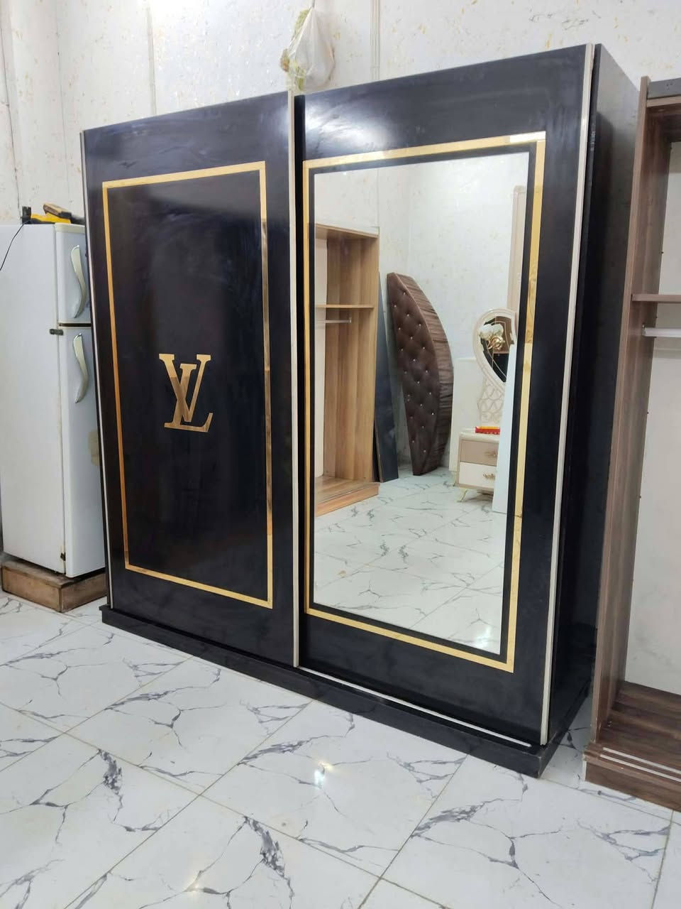 غرفة تركي 5قطع نظام سلايت  ❤ ✨
نظافة 95 / 100 ❤✨ 
السعر 400  مع الشد 🪛ونقل 🚙
داخل بغداد متوفر توصيل لجميع المحافظات 🇮🇶


**إذا كنت صاحب هذا الإعلان وتريد حذفه لأي سبب، رجاءا أرسل رسالة إلى الدعم الفني**