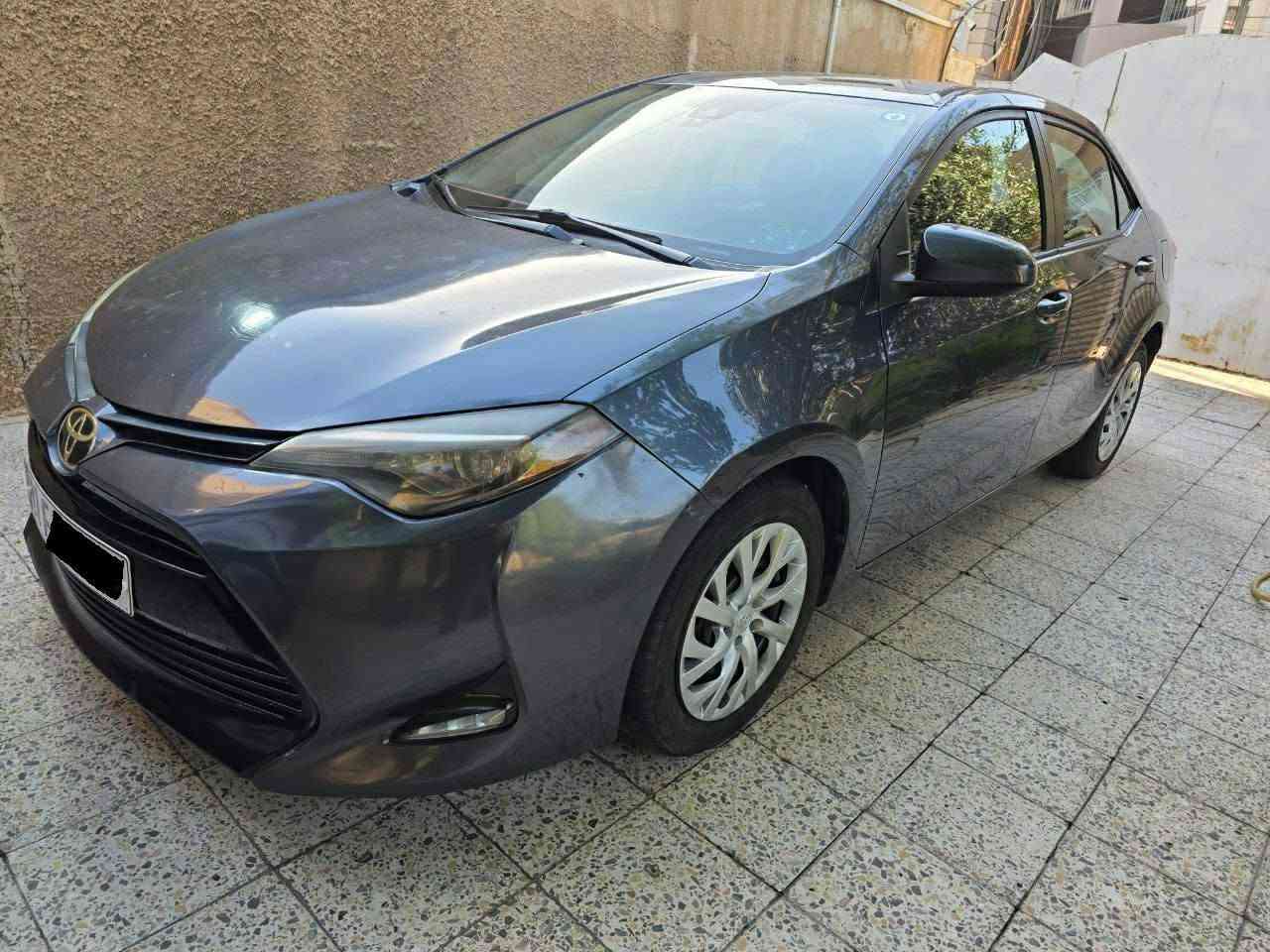 Corolla LE 2018
السيارة ماشية ٦٦ ميل 

المحرك VVT-I 1800

رقم بغداد الحديث 

هزه وسنوية جديدة 

ضربتهه خفيفه فقط البجم لا شاصي ولا دواخل مثل مواضح بالصور بيهه بارد بالعراق بالباب الخلفي

السعر: ١٤٥ ورقة بيهه مجال 

المكان: الكاظمية 

للاستفسار الاتصال على الرقم: ***********
