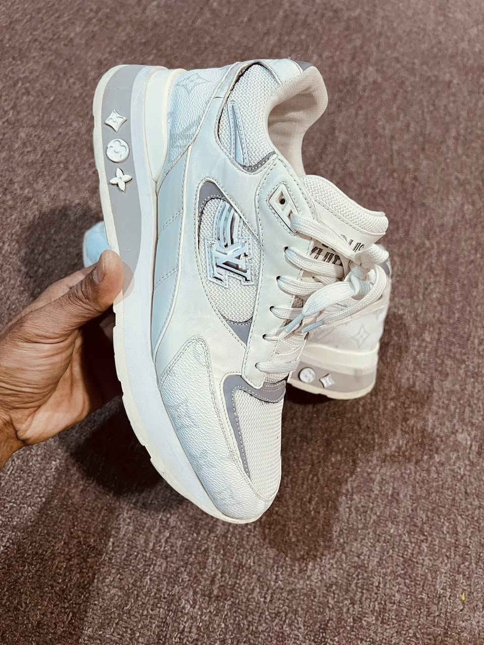 تحفه
لويفيتون 
اصلي باله 
قياس42 ونص 
نضافه1/1


**إذا كنت صاحب هذا الإعلان وتريد حذفه لأي سبب، رجاءا أرسل رسالة إلى الدعم الفني**