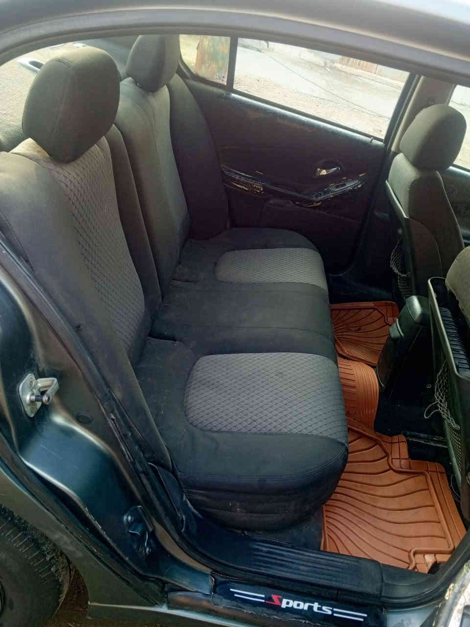 السلام عليكم:
ماليبو2006 كير اوتو
 مكينه 4 سلندر 2000 مكفولات
كهربائيات كلها شغاله 4 جام كهرباء 
تخم تاير نظيف جدا صدر امامي خلفي نظيف 
مصبوغه بدون اي ضرر
 دواخل نظيفه جداً كشنات كهرباء 
سيارة باسمي رقم جديد هزة ما منتهيه
مكاني بغداد 
السعر 48$ بي مجال حگ الجية 
للاستفسار:*********** متواجد واتساب
