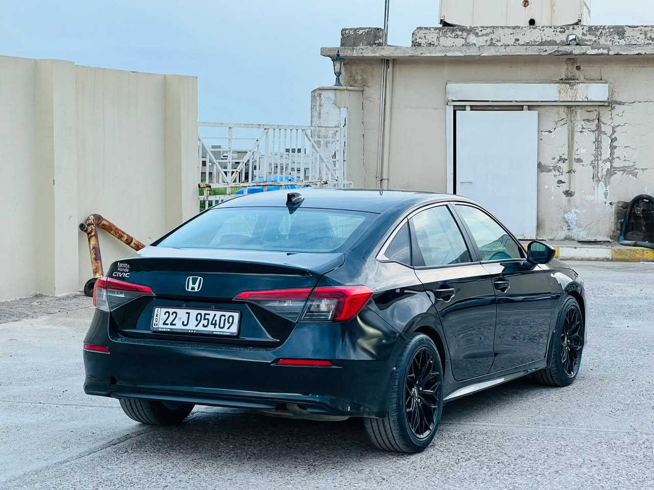 سلام عليكم✨
سلاو.هونداي سيفيك 2022 
4 قتعات كلير امريكي✅
 بدون حادث بدون دواخل ايرباك بس سكان✅
سياره جاهز بدون مسرف✅
 
السعر117$مجال💸
                               واتصاب. ***********📞
