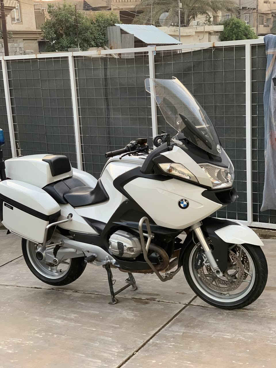 السلام عليكم دراجه بي ام RT 1200 2013 للبيع او مراوس حسب القناعه العنوان سامراء الاستفسار اكثر ***********
