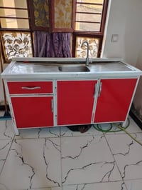 غراض مستعمله نضيفه للبيع استفسار عله هاذ الرقم 07807674854 بي وتساب