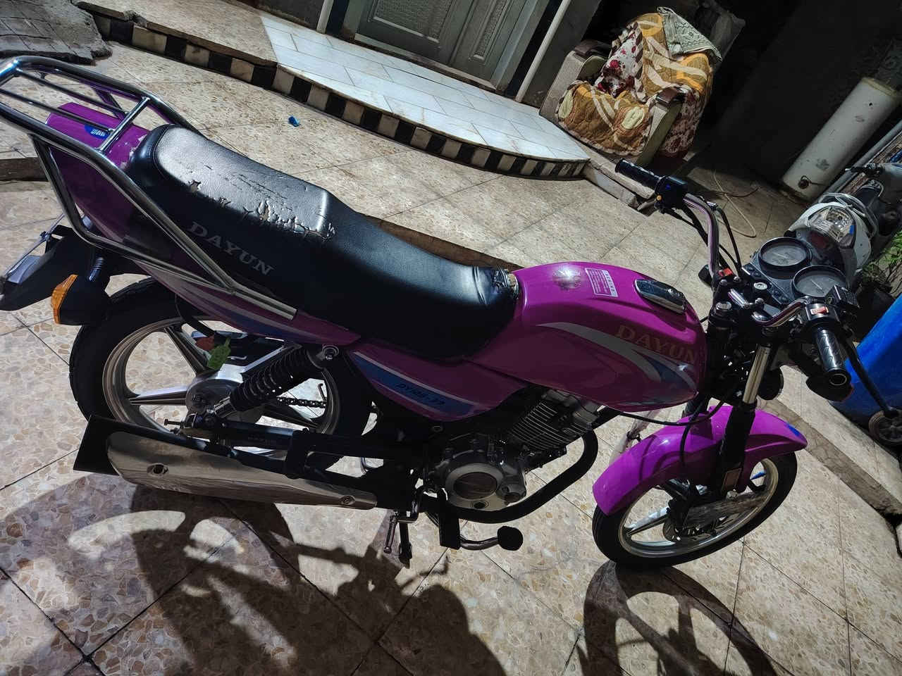 دايون عضم للبيع موديل 23 طالعه ب 24 وكيله ثامر خلخال مكفولة كفاله عامه باقي تفاصيل خاص أو اتصل*********** مكاني كربلاء الحر
