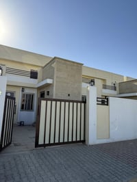 مجمع بيتي الزون الثالث • ٢٠٠م • گاردينيا