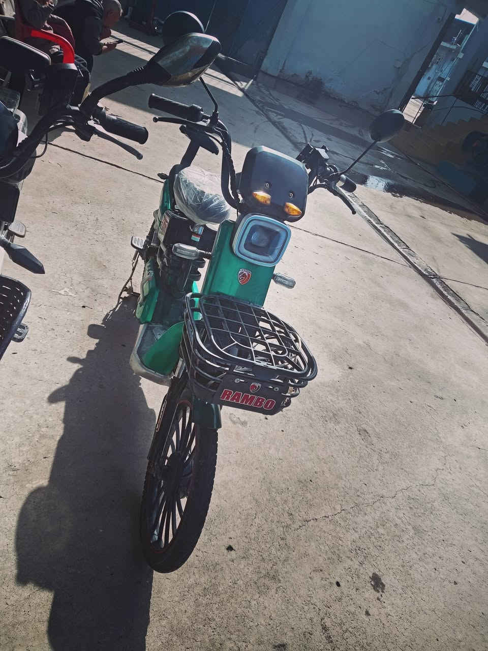 ماطور شحن للبيع سعر 175 بمجال شيء بسيط عنواني الموصل حي الكرامه رقم


**إذا كنت صاحب هذا الإعلان وتريد حذفه لأي سبب، رجاءا أرسل رسالة إلى الدعم الفني**