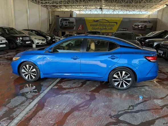 سينترا sv
موديل 23
ماشيه 30
السياره فول 
هزه فحص سنويه كله جديد
حادثها جداً بسيط تعديل الجاملغ الخلفي
وبل فحص طلع كلير طبقه خفيفه بل جاملغ الخلفي العكس  والباب
السياره بل حقيقه جداً نضيفه وحلوه
السعر 159
التواصل على الرقم 
***********
