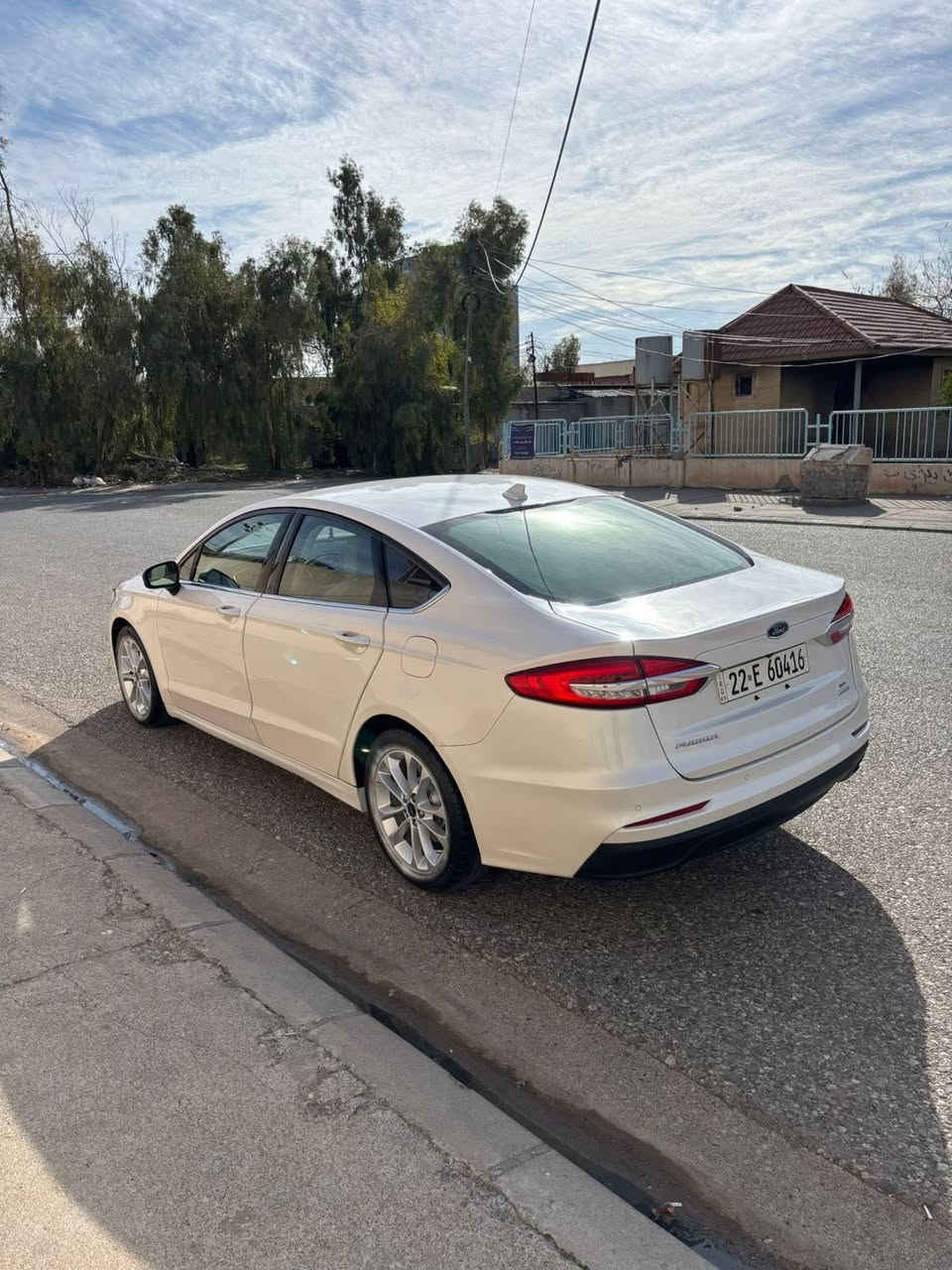 Ford fusion 2020 se
سپی سەدەفی سەیارەکە پێشو پشتی کەپسە تەنها دەرگای دواوەی سایەق سبوغە ٩٤٠٠٠ کم ڕۆیشتووە مواصفات ڕادار خەتی جادە ئاوێنە ڕادار برێک بەسمە ئۆتۆ هۆلد شاشە گەورە بەسمە تەبرید مەرکەزی ئۆتۆ ستارت ستۆپ کوشن کارەبا گێڕو مەکینەی نەکراوەتەوە 
بەناو کردن بە شەرت 
١٣٦ و معامەلە 

ژمارەی تەلفۆن ***********

