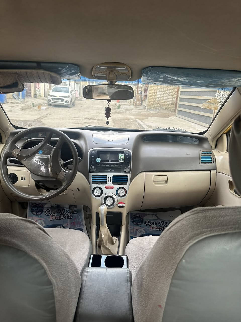 السلام عليكم
شيري فلاوين موديل ٢٠١١ بسمي مكفوله من الصبغ بيها خيط تبخير ***********
