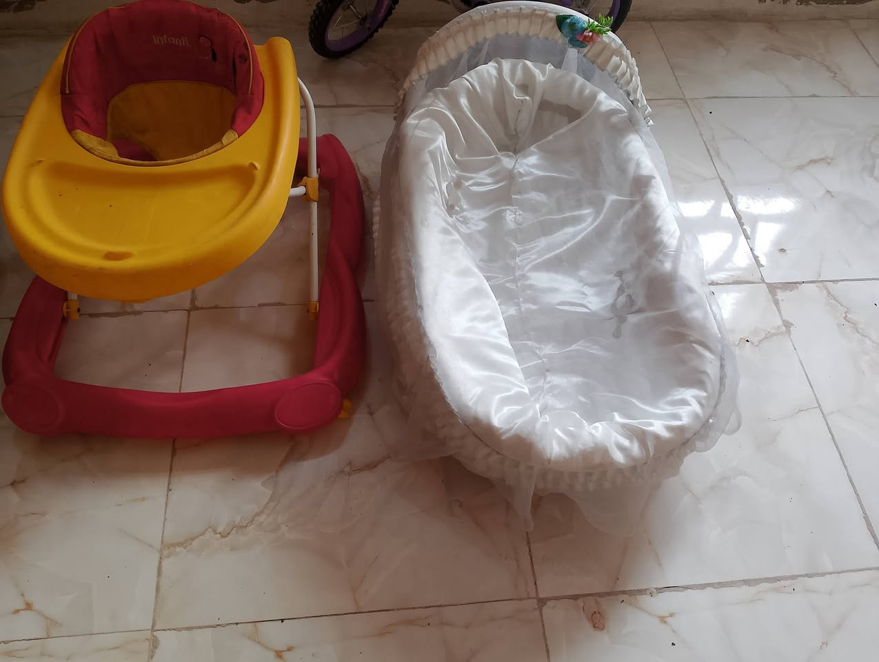 غراض اطفال للبيع الحاجه ع 5 مكان نجف شراي يتفضل خاص بس الحجله نباعت


**إذا كنت صاحب هذا الإعلان وتريد حذفه لأي سبب، رجاءا أرسل رسالة إلى الدعم الفني**