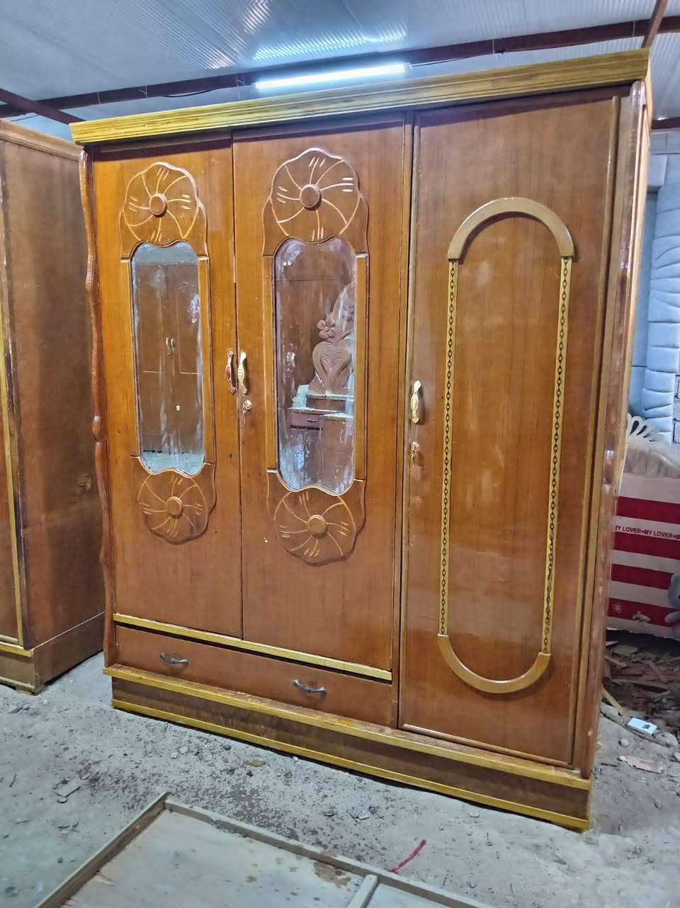 كناتير علىى ١٨٠ الف واحد حجزو يله اكو توصيل شراي يتفضل خاص


**إذا كنت صاحب هذا الإعلان وتريد حذفه لأي سبب، رجاءا أرسل رسالة إلى الدعم الفني**