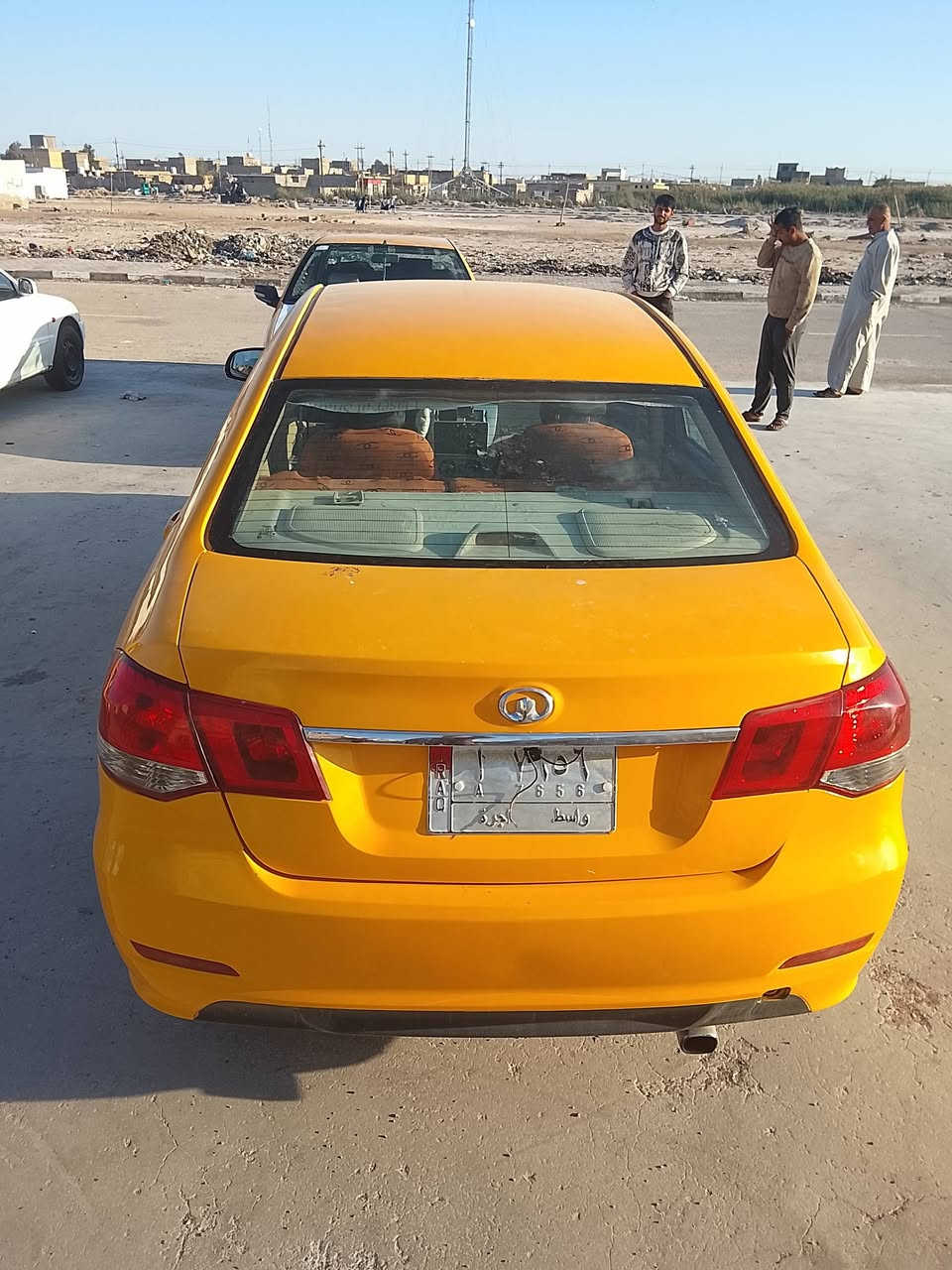 السلام عليكم كيرت ويل فلوكس مكينه وكير خير من الله حداديه جديده تحويل مباشر مكان  السياره كوت السعر 35 وبيها مجال ***********
