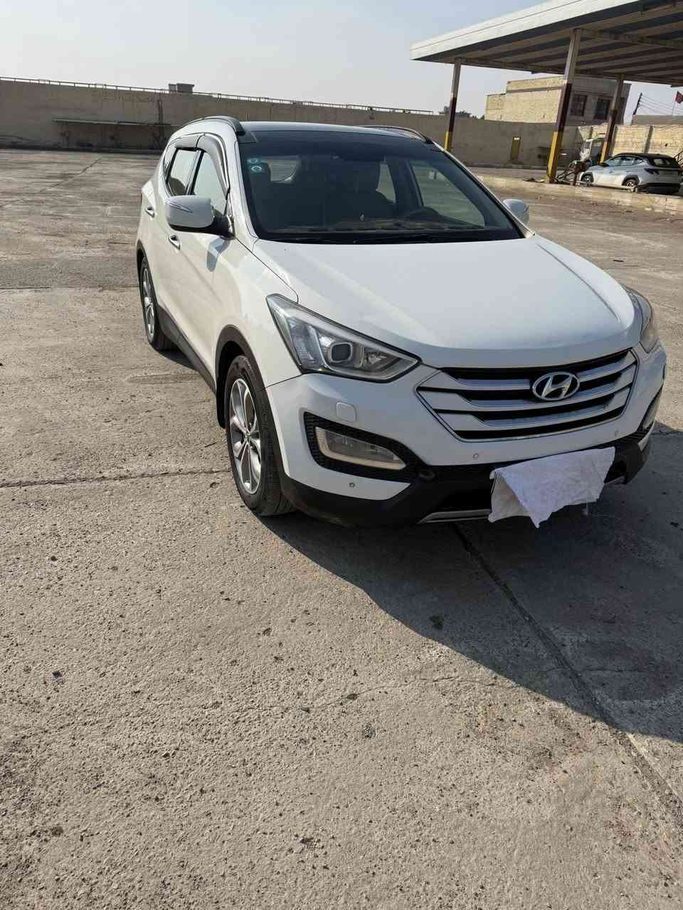 سياره نوع سنتافي ٦ سلندر ٢٠١٣ فول مواصفات ٧راكب بيها طخه بلجاملغ الأيمن الخلفي على كد شبر  بيها طخه بلباب الأمامي والخلفي بلكنر على كد شبر بشبر الفور ويل ميشتغل ماطور بنو رامه ميشتغل الماطور سايد بريك تخم تاير جديد السياره بغداد مشروع وطني رقم انكليزي التواصل ***********
