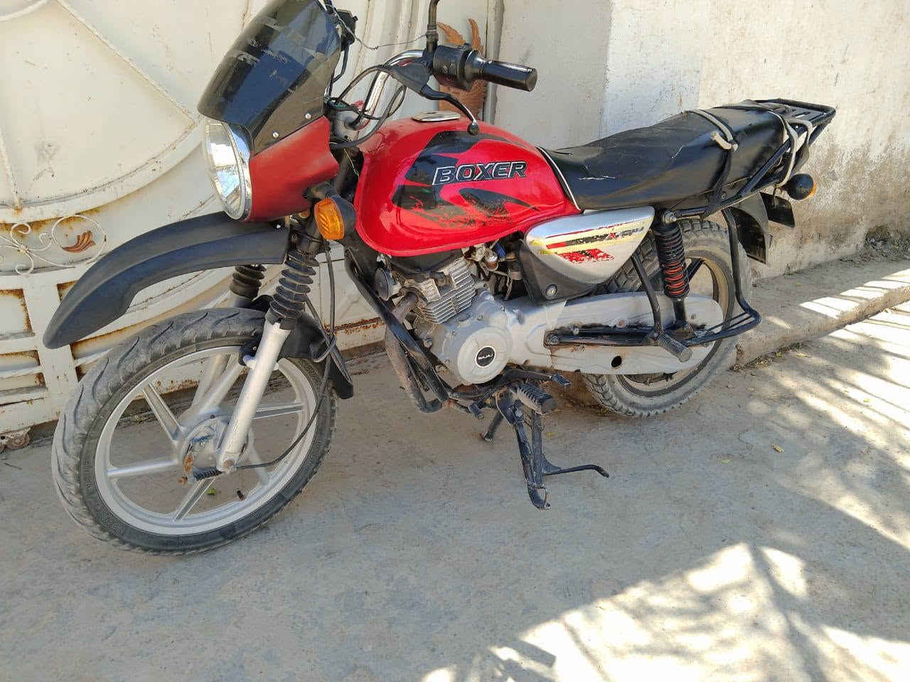 سلام عليكم دراجه بوكسر لبيع موديل 18 كامله مكمله مابيها اي نقص أوراق كامل مكينه مكفوله جبلي اصلي السعر مليون وبيها مجال لطبين حك الجيه مكاني ديالى خالص ***********
