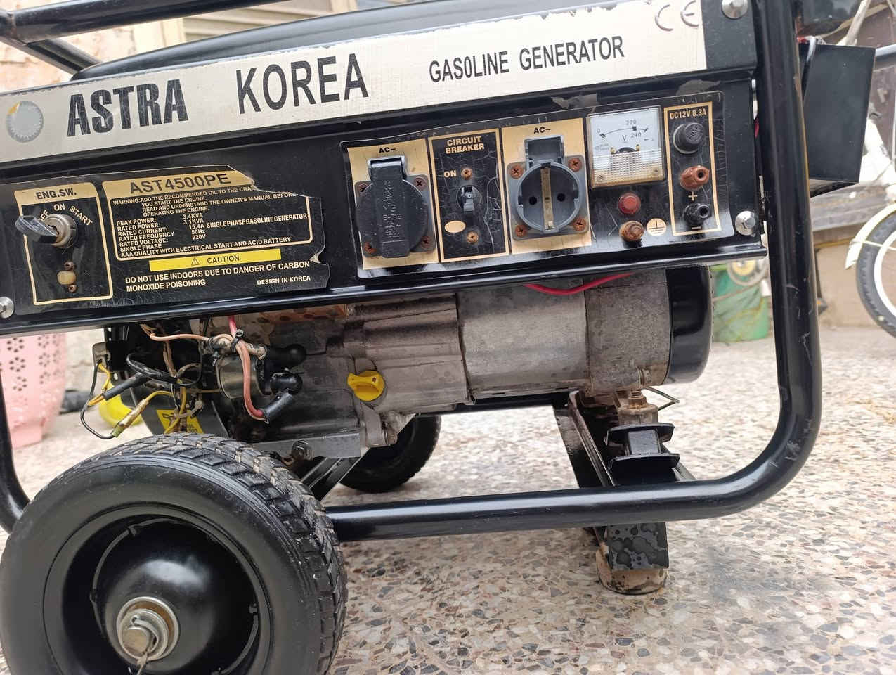 استره كوري بيت الوادي لوليه ملف نحاس اقتصاديه بصرف البانزين سلف وحبل تايرت يدات جاهزه وبلاديه نكره سلف  مولد استخدام شهر ونضمت مال بيت 15امبير مكاني بغداد حي العامل سعر 165
***********
