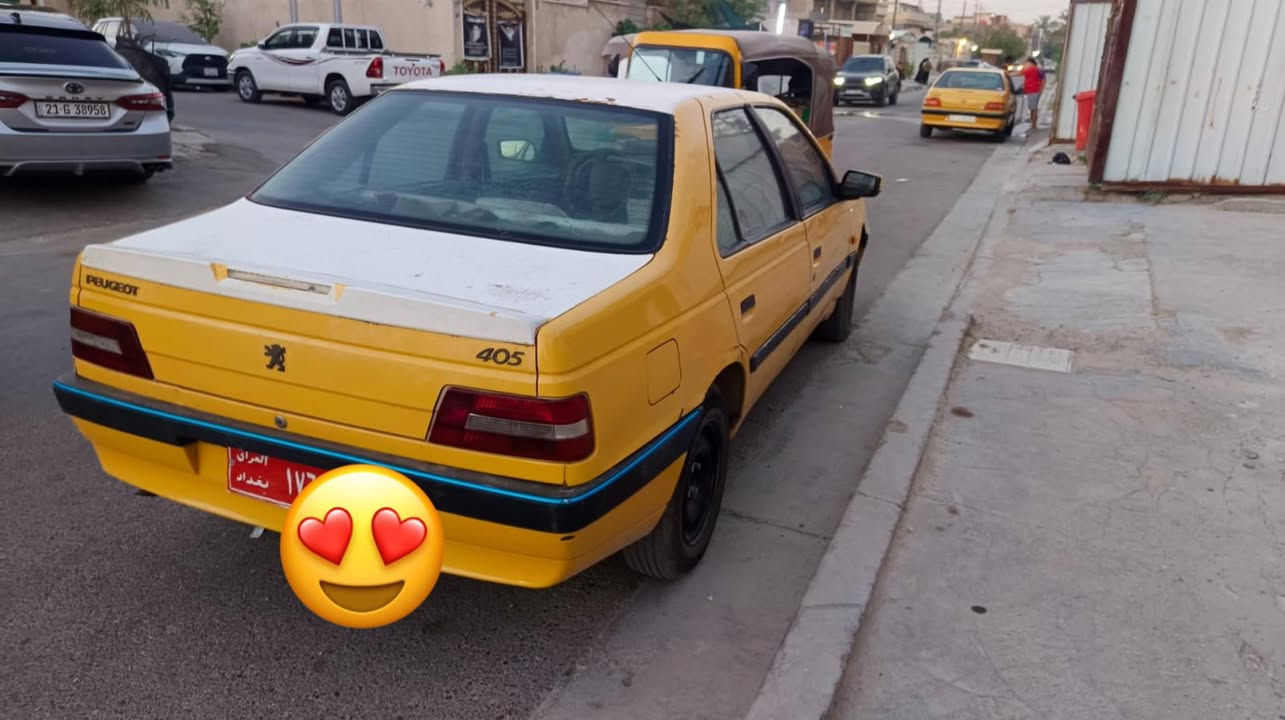 بيجو ٢٠١٢السعر ١٥ وبيه مجال بسيطر التواصل ع رقم الهاتف ‭***********‬
