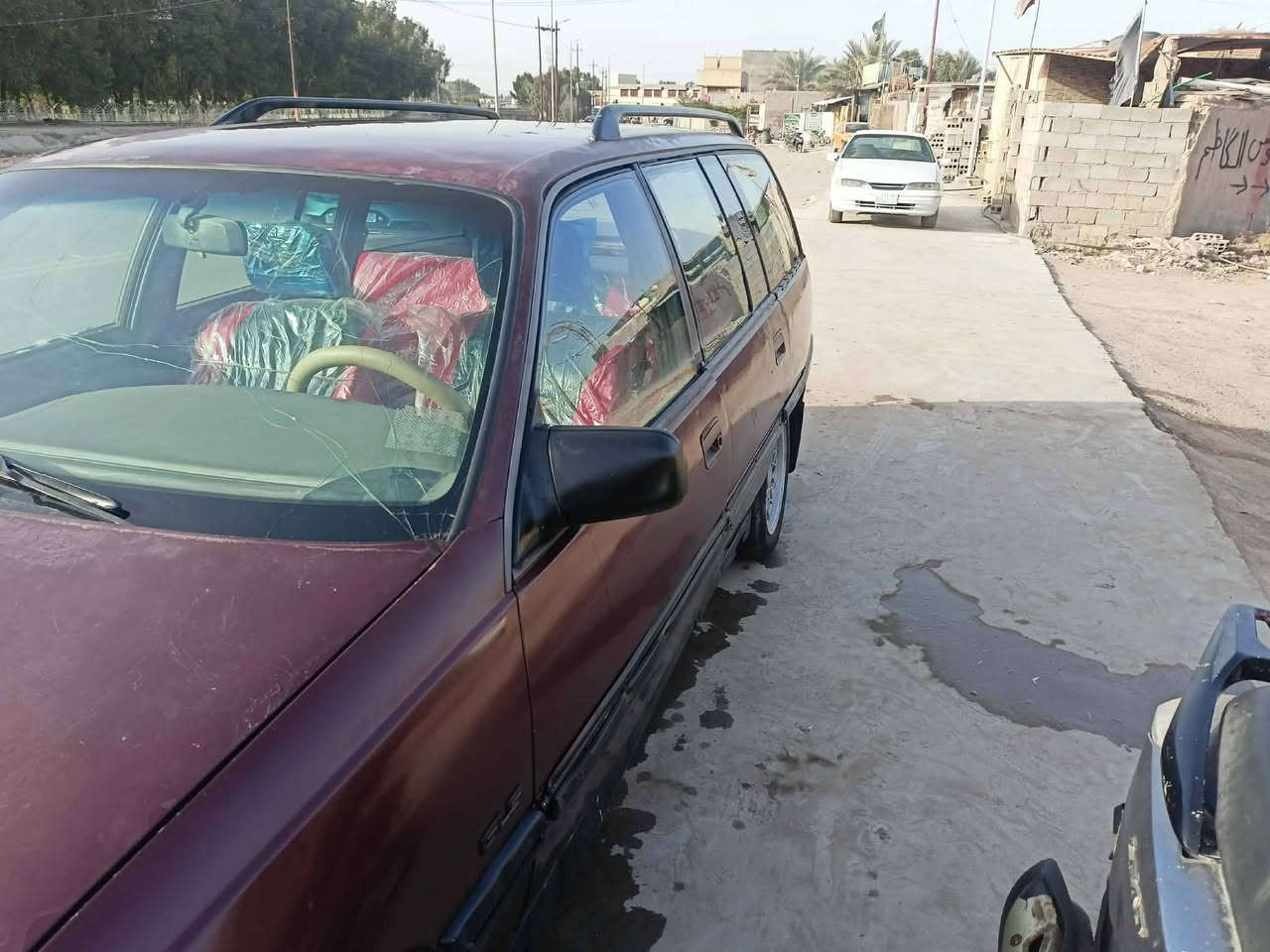 اوميكا موديل ٩٠ محرك وكير نضاف تخم تاير والكشر كدامك السعر ١٨ورقه وبيها مجال الهاتف ***********
