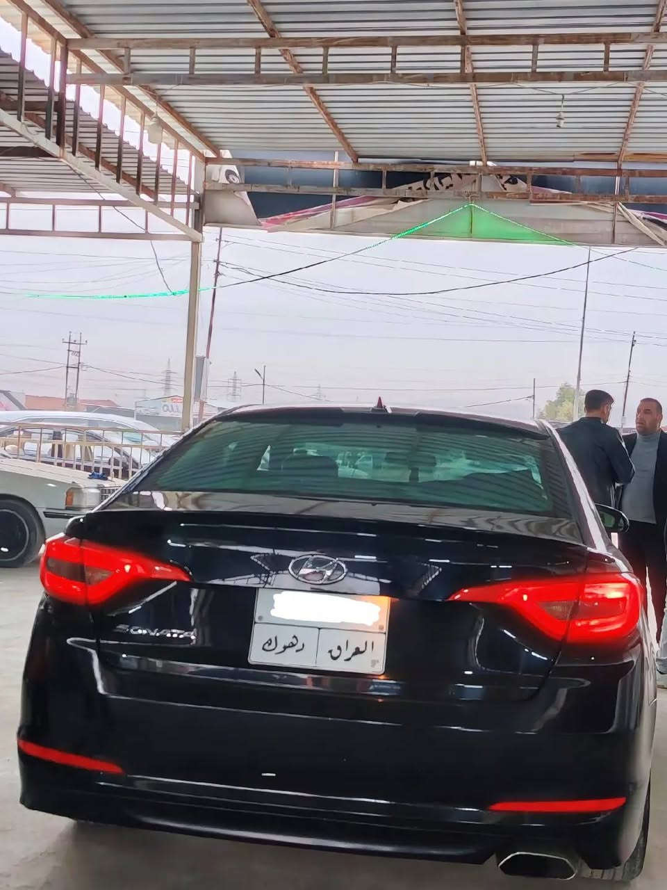 سلام عليكم سيارة سوناتا موديل 2016 سنوية جديد موصفات نص فول ضرر اربع قطع بدون دواخل 
عنوان طريق اربيل موصل ناحية برطلة
للاستفسار ***********/***********
السعر 114 $$ وبي مجال

