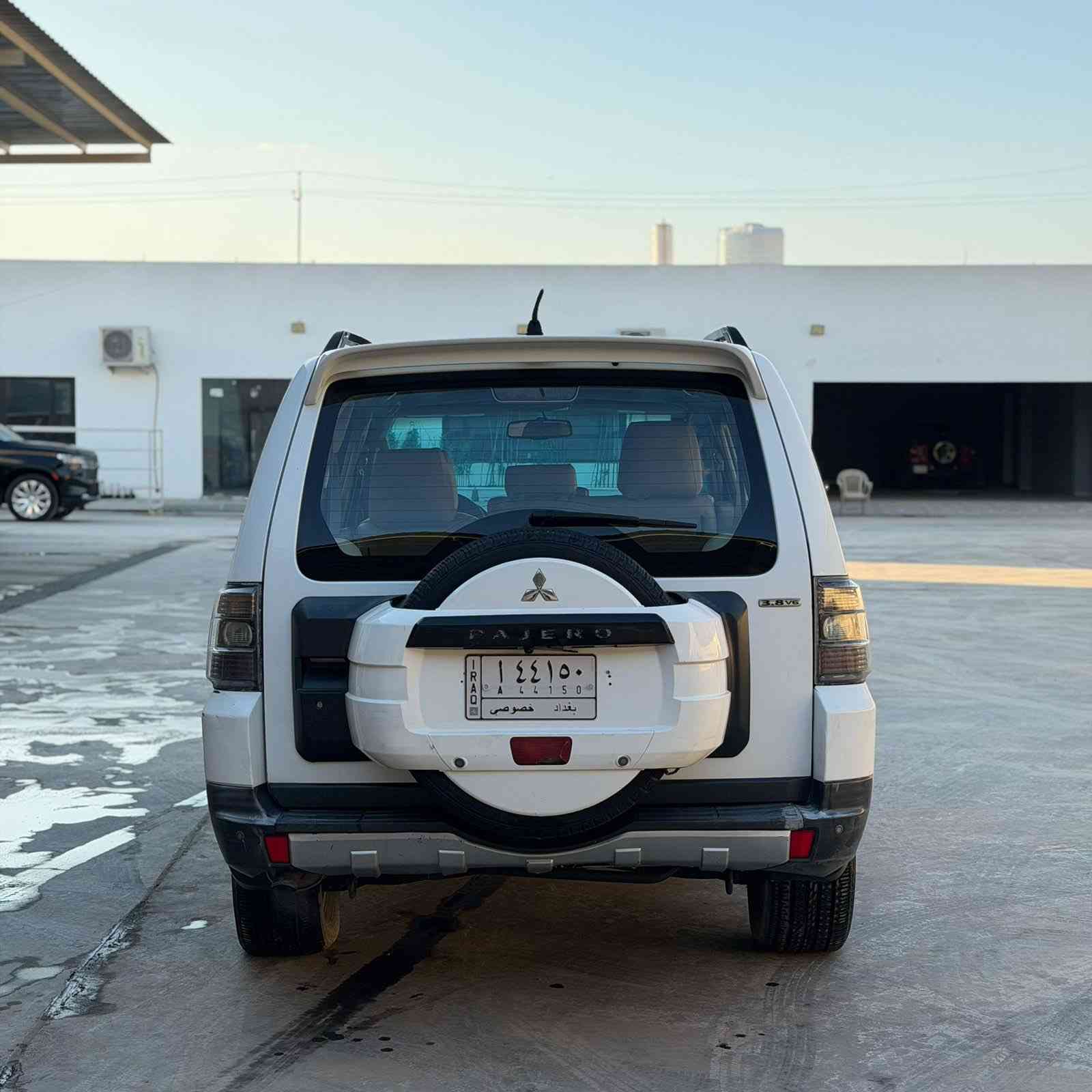 باجيرو موديل 2008حبتور
مكينه 3800  
السياره فول مواصفات
فتحه 
4x4
كشن كهرباء
تدفئه تبريد كشنات 
تحكمات ستيرن 
مري شفط اشاره بل مري
سياره جاهزه خير من الله
كير محرك تبريد خير من الله 
سعر 116
للاستفسار الاتصال على الرقم
ماشيه 250 
 ***********
