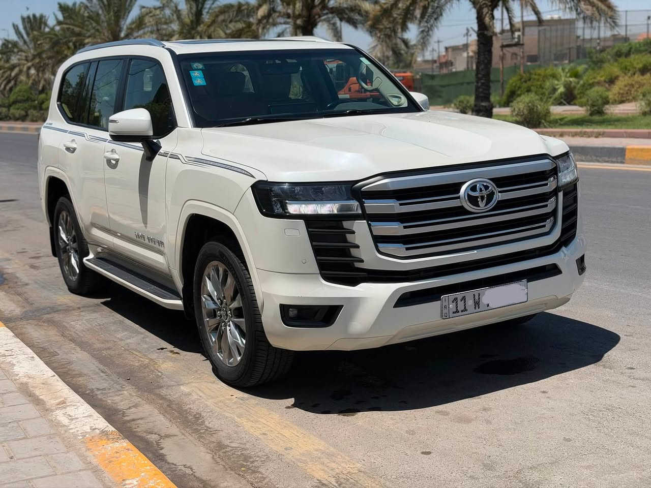 لاندكروز 2023 (Gxr) twin turbo  ضمان ساز
السياره توين تيربو
ضمان ساز تويوتا العراق 
ماشيه ٣٣ الف بعدها زيرووو
رقم بغداد باسمي
وهذا رقمي ***********
فول مواصفات
كشن تبريد  
3 شاشات تطبيق
جنطه كهرباء 
٨ ايرباك 
جلد وكشنات كهرباء
شاشه كبيره مال vx
سماعات jbl
محرك 3500 توين تيربو
السياره جديده جدا مكفوله من الصبغ والبارد وكلشي وكل غراضها وملحقاتها بالجيس وبعدها ارضياتها ممطبوكه عليها
السعر ٦٥٧
للاتصال ***********
