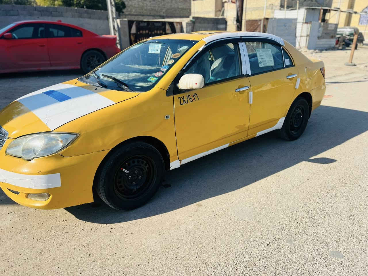 السلام عليكم بي واي دي للبيع f3 بيها باب عكس السايق مبدل كير مكينه تبريد تتفئه حداديه كلها مكفوله مكاني شعب نهايت الفورتات ***********
