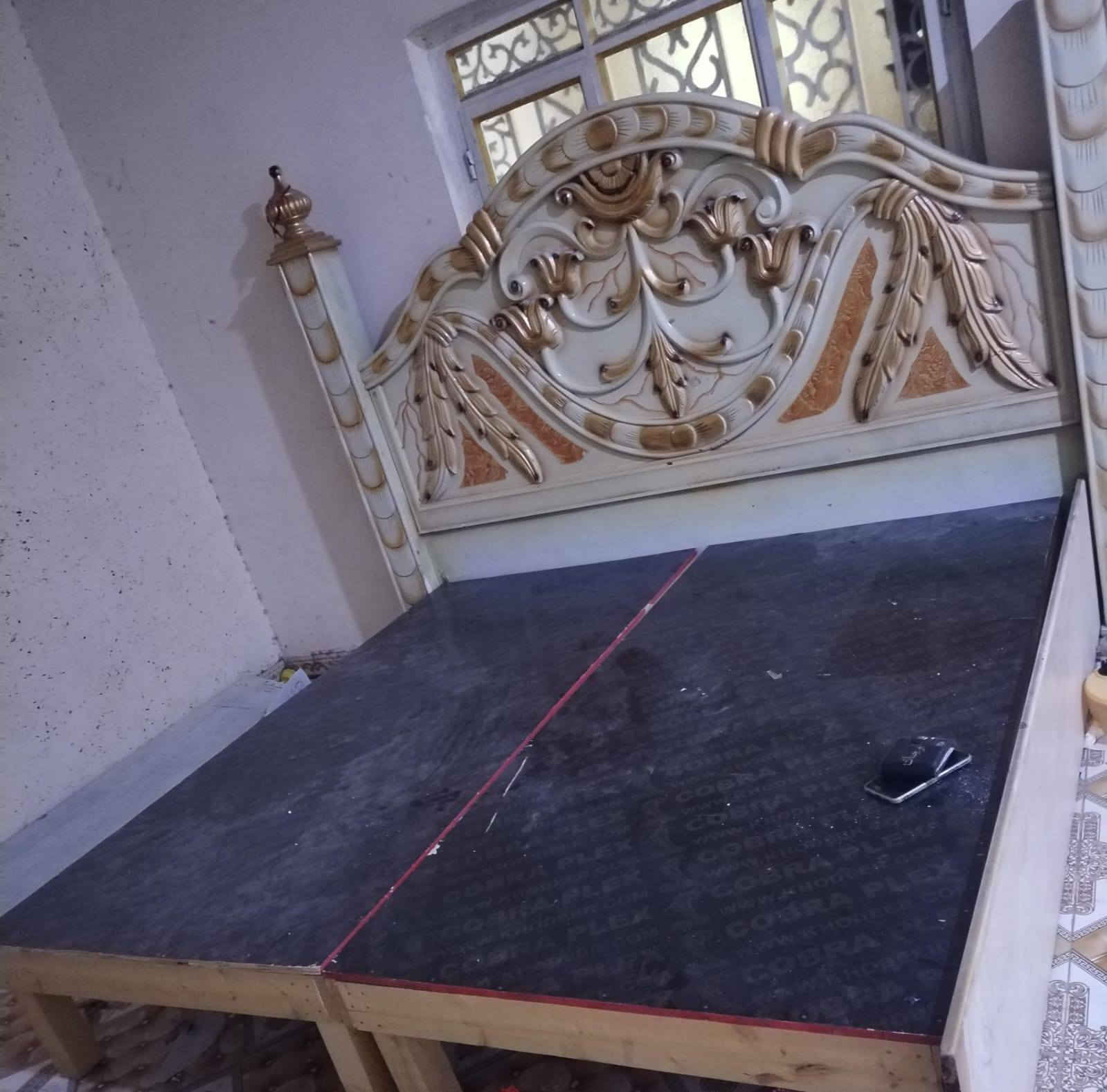 السلام عليكم
1_ چربايه تزگام ام النفرين للبيع  (180الف) 
2_ كاونتر للبيع مع المرمر نظيف جدا للبيع(700الف) 
3 معرض تزكام نظيف جدا للبيع (130الف) 
للأستفسار اكثر خاص 
العنوان /البصرة الأبله قرب مغتسل الأبله

***********
