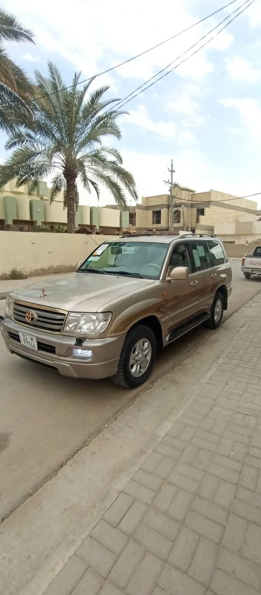 السلام عليكم لاندكروز موديل 2006 فول مواصفات مكينه 6اسلندر 7راكب 3قطع تبريد فتحه شاشه ثلاجه مكينه كير حداديه تخم تاير جاهزه رقم بغداد الجديد بسمي كفاله  عامه من الصبغ ولظربه سياره جاهزه السعر 185مكاني واسط عزيزيه ***********
