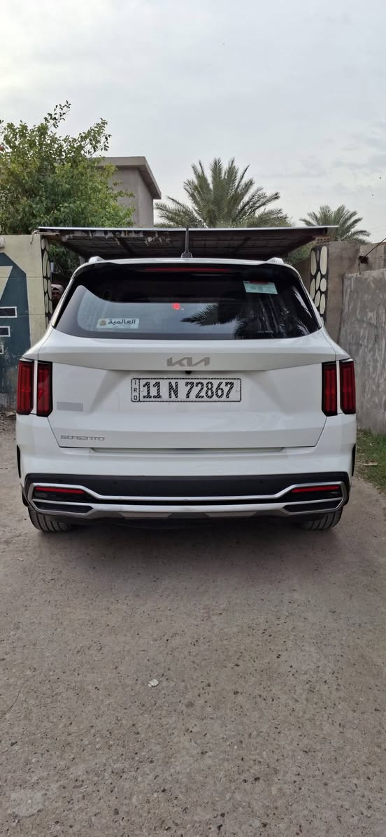 سورنتو خليجي مكفولة موديل 23 الشركه العالميه بغداد باسمي شخصيا تحويل بنفس اليوم
ماشية 94محرك 6 سلندر 
مكفوله مع رصعه بسيطه باب السائق  وشخط بالباب بسيط  تكحيل واضح بصوره
كير ماوس ويل19
قمارة حديد
كشنات كهرباء
كامره خلفيه
تشغيل عن بعد
جنطه كهرباء شفط
تدفٱة تبريد3 قطع
بردات بلادي
اشاره بالمرايات ( شفط) 
نظام ترحيب
لايت زنون
تخم تاير جديد
كير مكينه بلادي
3 انظمة للقيادة
بصمة تشغيل وابواب
رقم بغداد انكليزي
وغيرها من المواصفات 
السعر290$ وبيهه مجال
للاتصال ‏‏‪***********
واتساب
مكان السياره بغداد- ابوغريب
